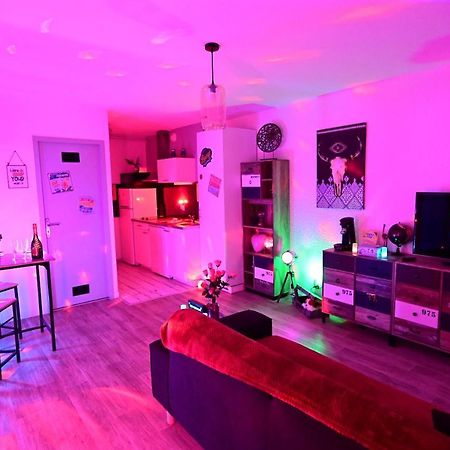 Luxe Sauna Privatif Et Grand Bain Jacuzzi A Deux A Biscarosse Plage Pour Nuit Romantique Avec Decoration Led Et Bougies Biscarrosse Exterior photo