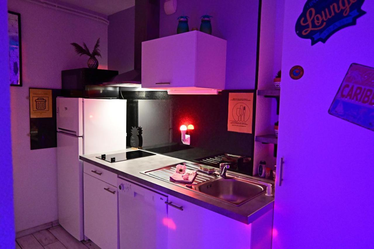 Luxe Sauna Privatif Et Grand Bain Jacuzzi A Deux A Biscarosse Plage Pour Nuit Romantique Avec Decoration Led Et Bougies Biscarrosse Exterior photo